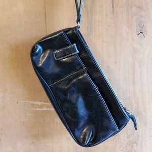 Black wristlet wallet!